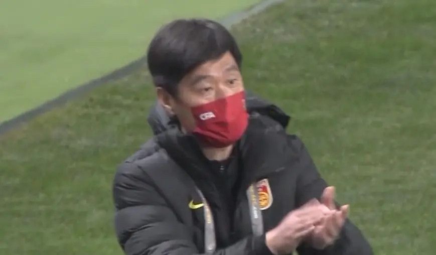 美女扒开大腿让我爽